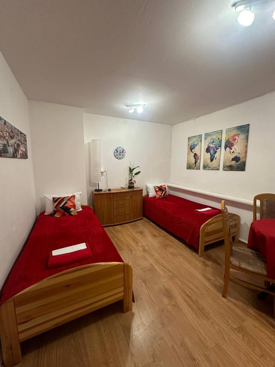 Hotel Travel House Breslavia Exterior foto