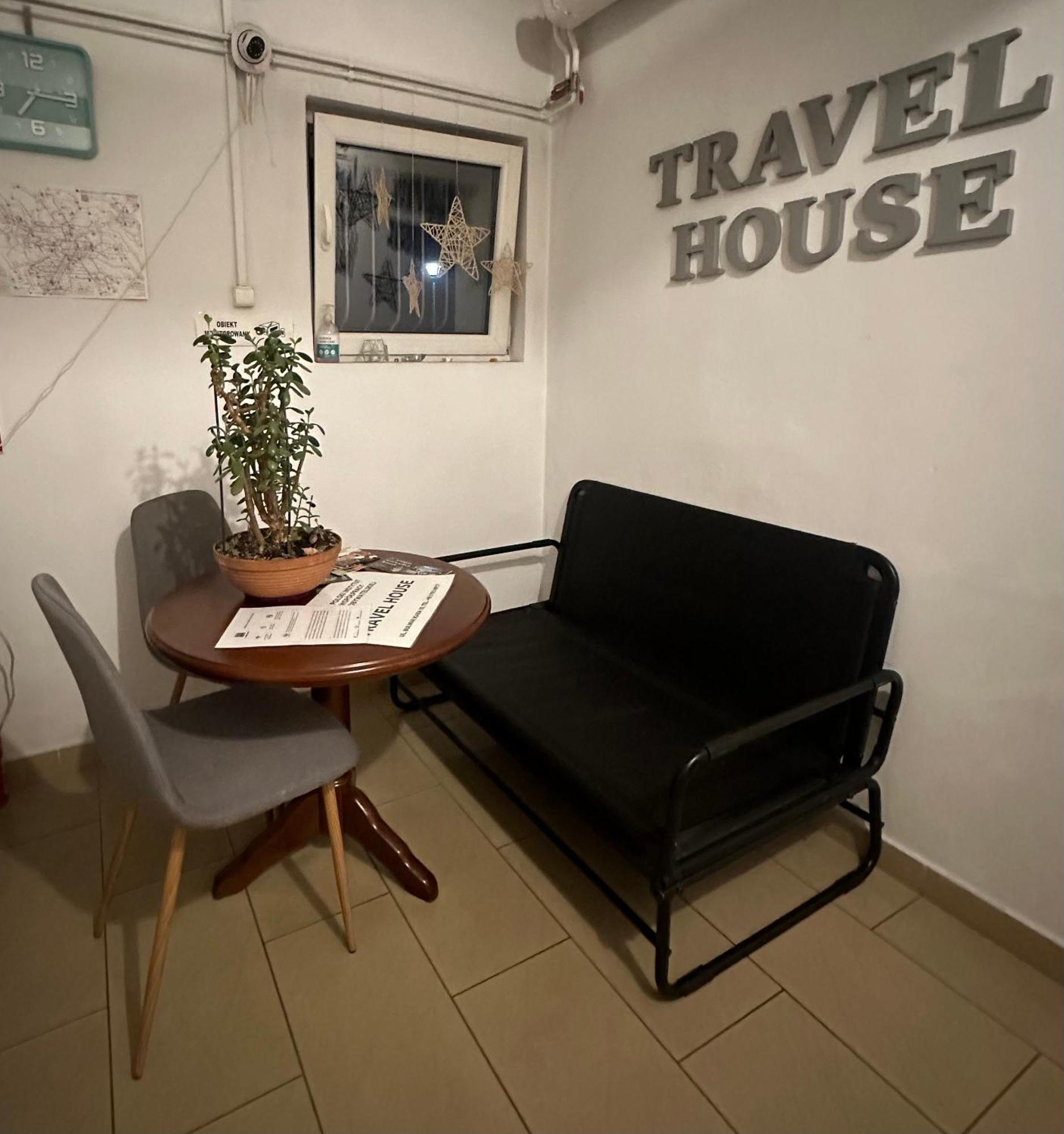 Hotel Travel House Breslavia Exterior foto